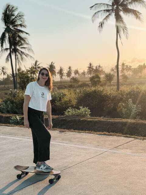 Lombok: Surf Skateboarding Lesson with Sunset View - Comparing Similar Experiences