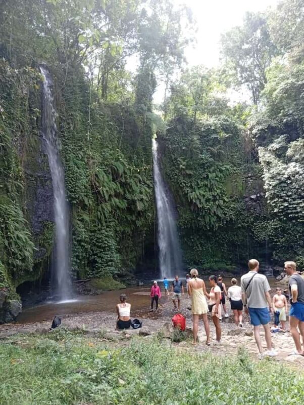 Lombok: Surfing Lesson & Waterfalls Tour with Transfer - Detailed Breakdown of the Itinerary