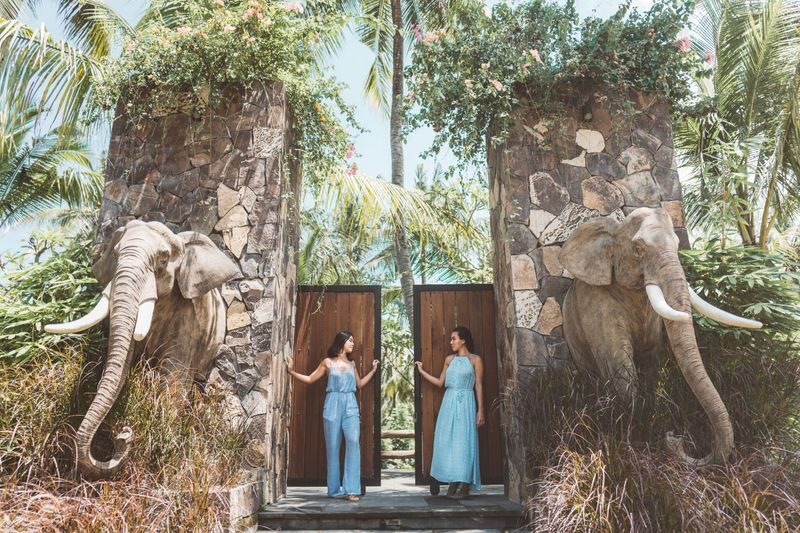 Lombok Wildlife Park Ticket - Following a guide through the enclosures