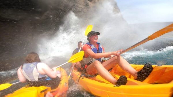 Lomo Quiebre: Mogan Kayaking and Snorkeling Tour in Caves - Directions