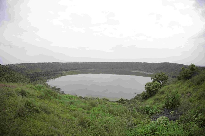 Lonar Lake Expedition: Exploring a Unique Meteorite Crater Lake - Expedition Itinerary
