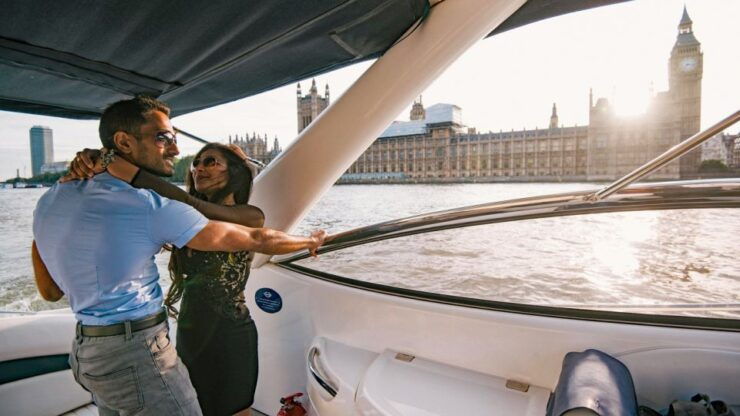 London: 2 Hour Private Luxury Yacht Hire on the River Thames - Activity Overview