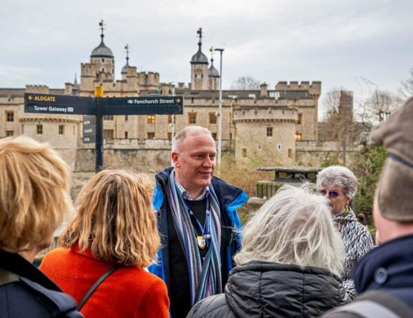 London: 2000 Years of Londons History Walking Tour - What to Bring