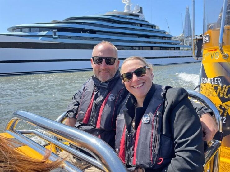 London: 40-Minute Ultimate Tower RIB Blast Speedboat Tour - Experience Highlights