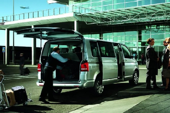 London Airports (Heathrow,Gatwick,Luton,Stansted) Transfer to London City - Airport Transfer Options