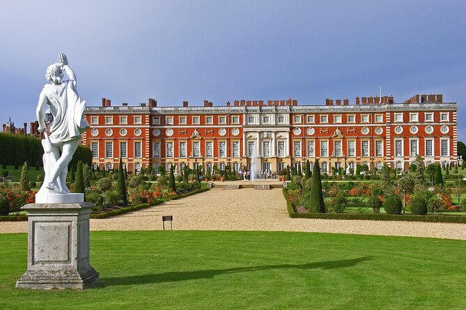 London and Hampton Court Palace Private Tour With Admission - Pick Up Information and Instructions