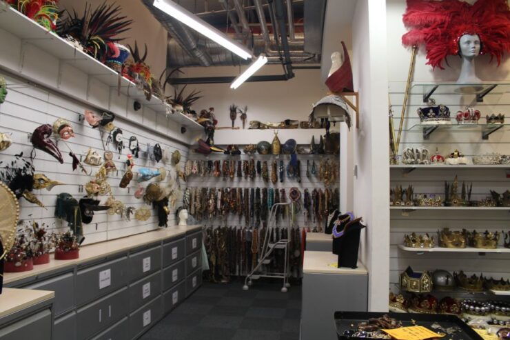 London: Angels Costumes Tour - Behind-the-Scenes Tour of Angels Costumes