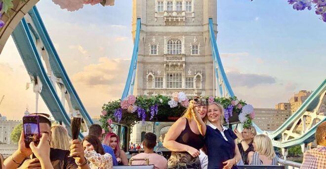 London: Bar Bus Tour by Tootbus - Review Summary