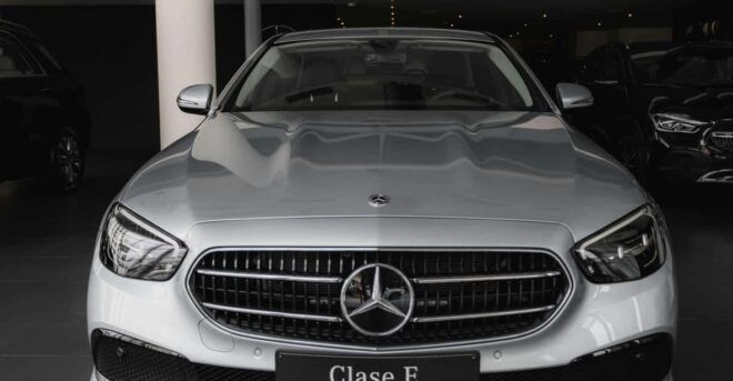 London: Bicester Shopping & Oxford Tour - Oxford City Tour Highlights