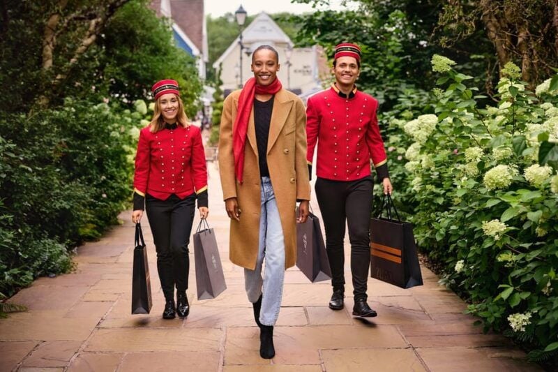 London: Bicester Village Shopping Day Trip with Coach Ride - Is It Worth the Price?