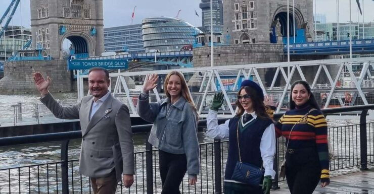 London: Big Sights Tour With a Experienced Local Guide - Full Description