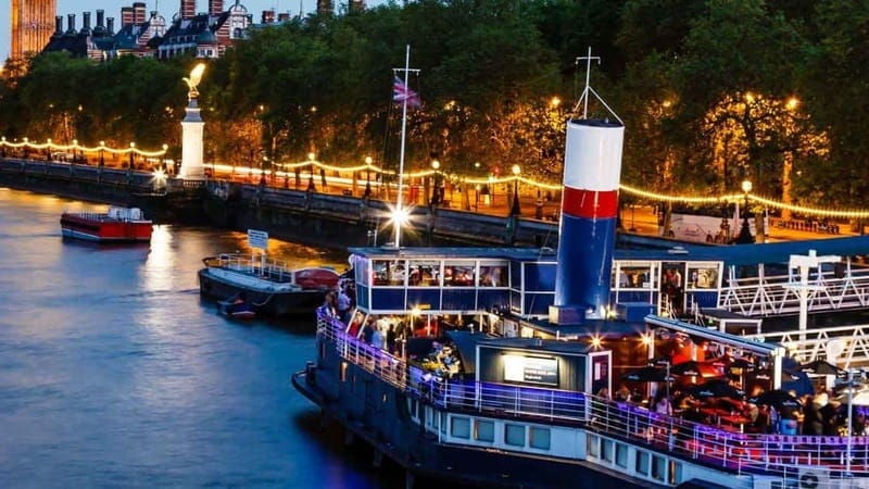 London: Boat Show Comedy Club Experience - Good To Know