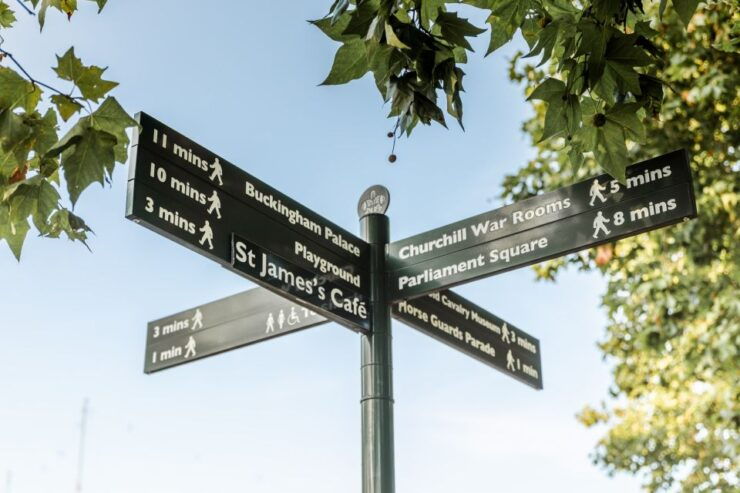 London: Book a Local Friend, Private & Personalized - Duration and Guide Details