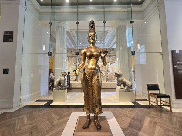 London British Museum 1 Hour Highlights Guided Tour Romanian - Group Size