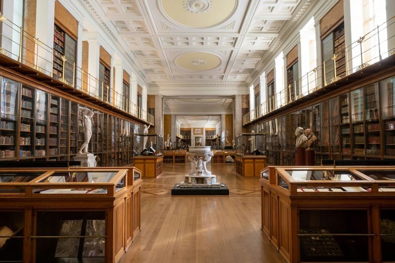 London: British Museum Guided Tour and Priority Entry - Who should book this tour?