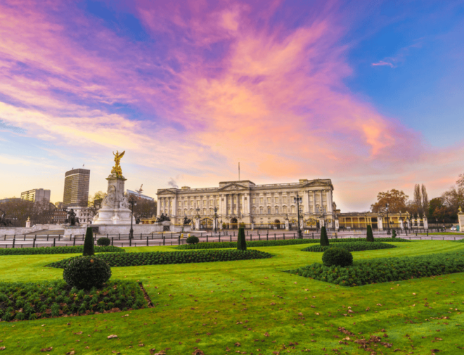 London: Buckingham Palace and Royal London Walking Tour - Meeting and Starting Point
