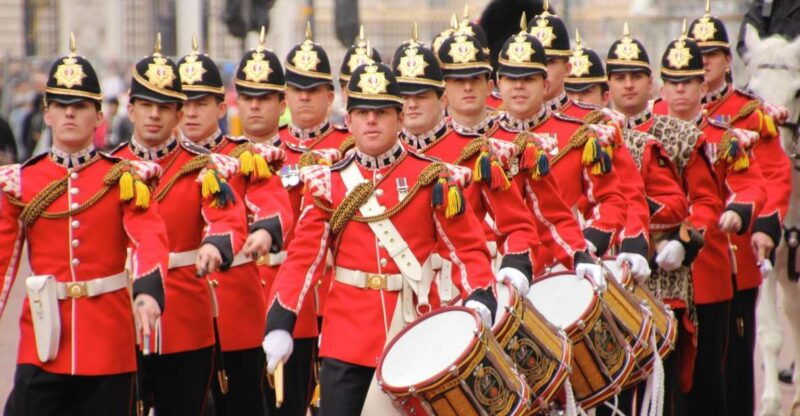 London: Buckingham Palace & Changing of the Guard Experience - Good To Know  