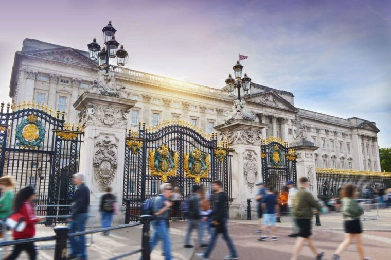 London: Buckingham Palace & Changing of the Guard Experience - What We Think About the Value