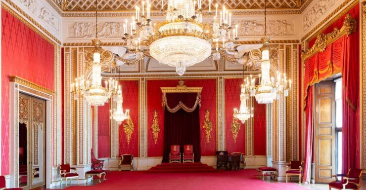 London: Buckingham Palace State Rooms & Royal Walking Tour - Good To Know