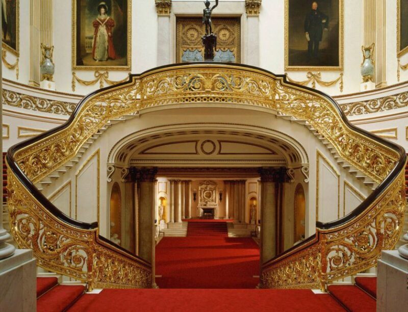 London: Buckingham Palace Ticket and Afternoon Tea Bus Tour - Good To Know