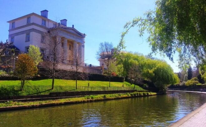 London Canals Walking Tour - Camden Lock and Its Vibrant Market Scene