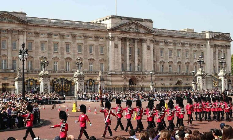 London: Changing of the Guard and Royal Palaces Walking Tour - Final Thoughts