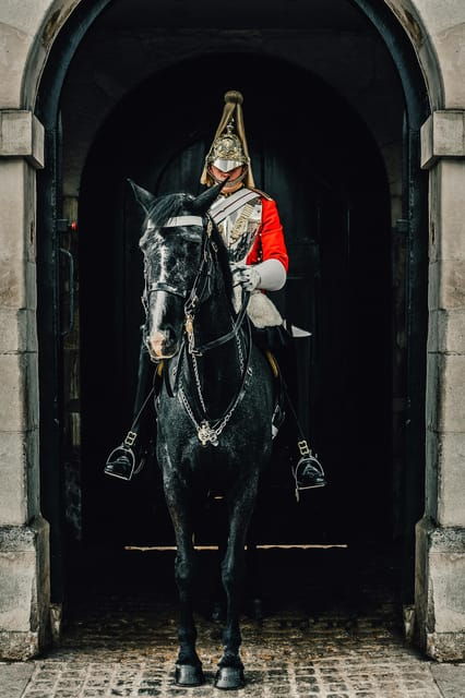 London: Changing of the Guard Experience and Landmarks Tour - Inclusions and Exclusions