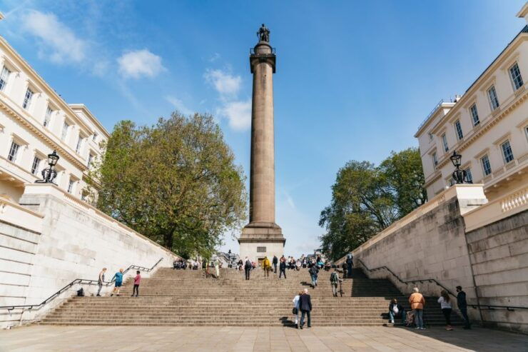 London: Changing of the Guard Walking Tour Experience - Experience Highlights