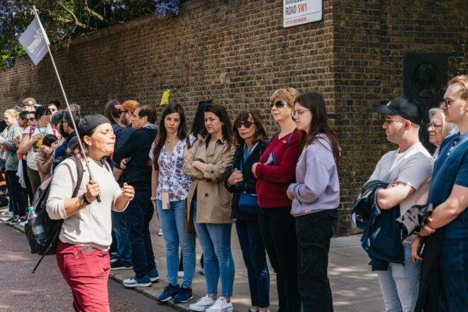 London: Changing of the Guard Walking Tour Experience - Starting Location