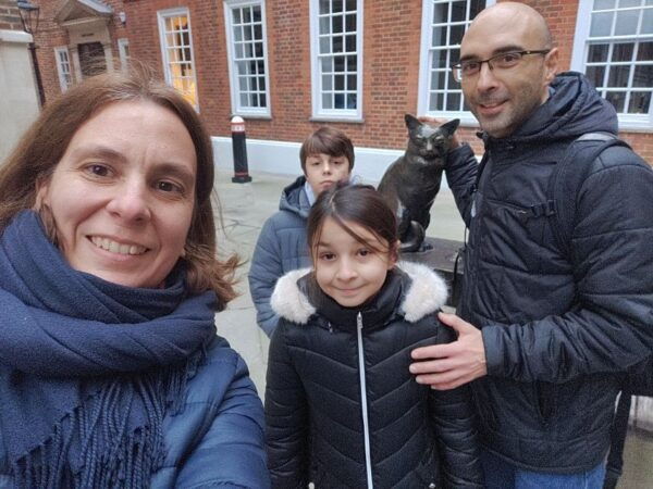 London: Charles Dickens' Journey Exploration Game - Customer Reviews