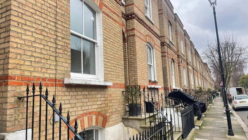 London: Charlie Chaplin Tour with Tube Journey - FAQs