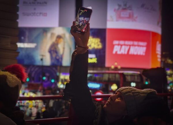 London: Christmas Lights Bus Tour - Tour Highlights