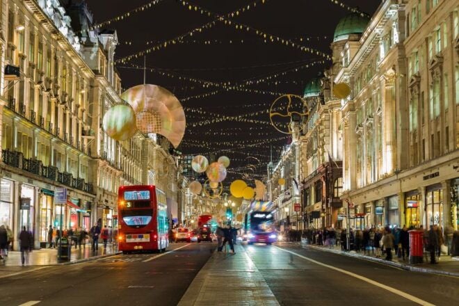 London: Christmas Lights Bus Tour - Reserve Now & Pay Later