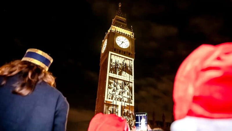 London: Christmas Lights Guided Tour - Good To Know