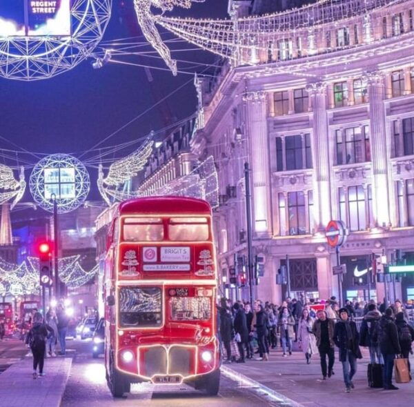 London: Christmas Lights Guided Walking Tour - Accessibility and Pickup