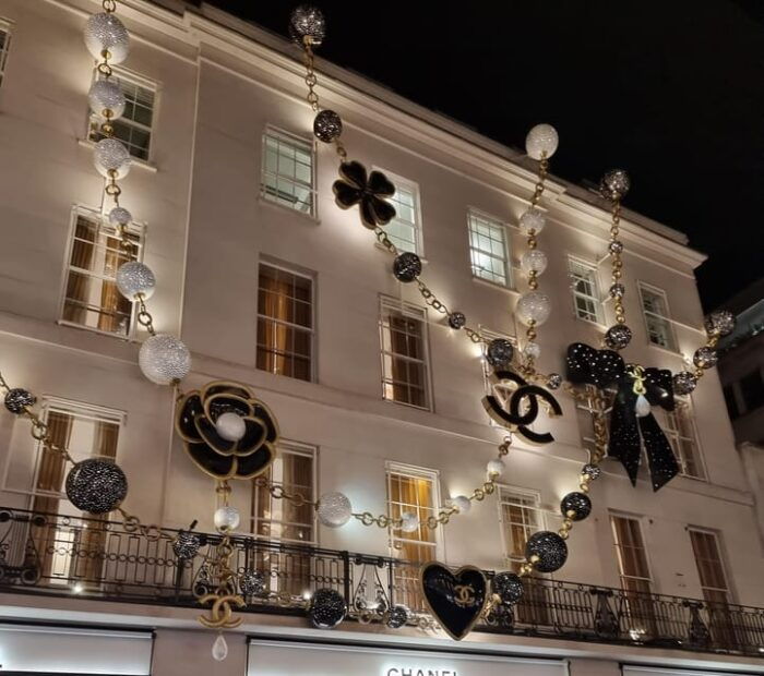 London: Christmas Lights Guided Walking Tour - Final Thoughts