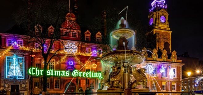 London: Christmas Lights Self Guided Walking Tour - Specific Highlights and Locations on the Tour