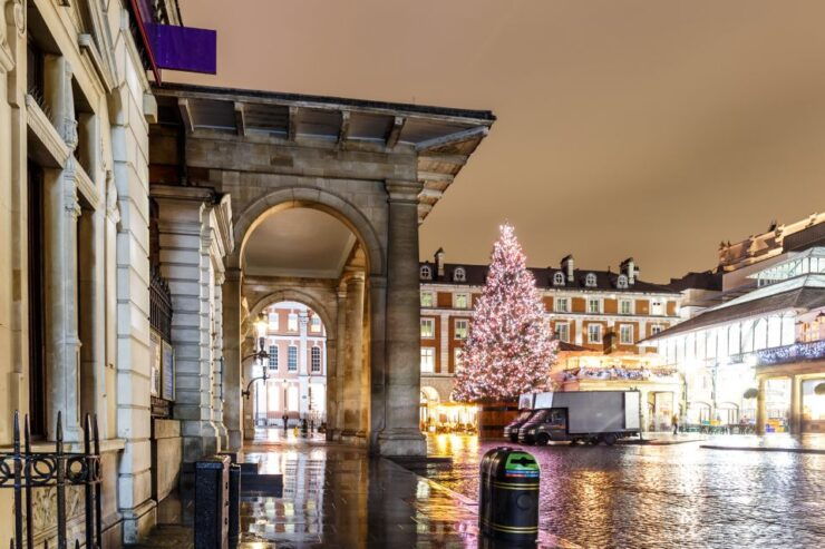 London: Christmas Lights Tour by Open-Top Bus - Tour Highlights