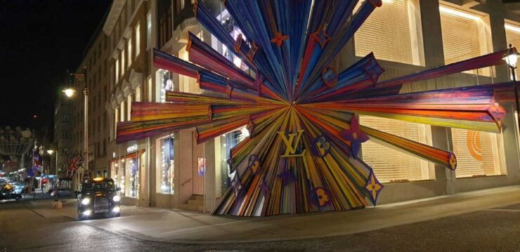 London: Christmas Lights Tour in a Black Cab - Activity Details