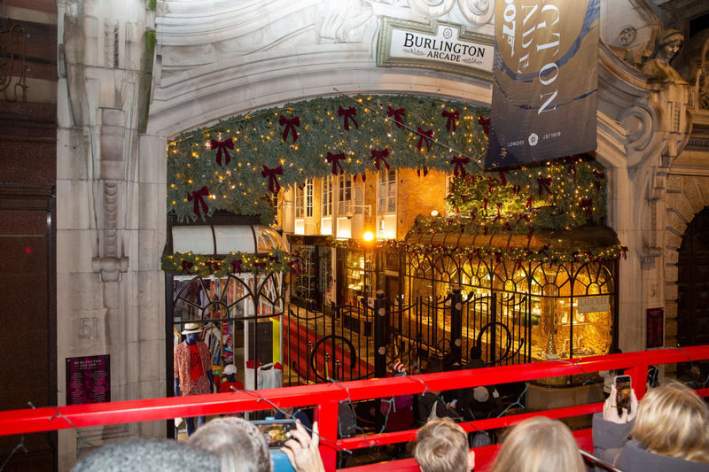 London Christmas Lights Tour on a Vintage Double-Decker Bus - A guide can make the ride feel less like transport