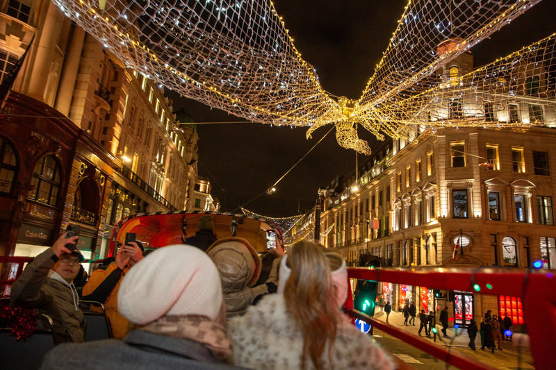 London Christmas Lights Tour on a Vintage Double-Decker Bus - Big Ben and the city highlights