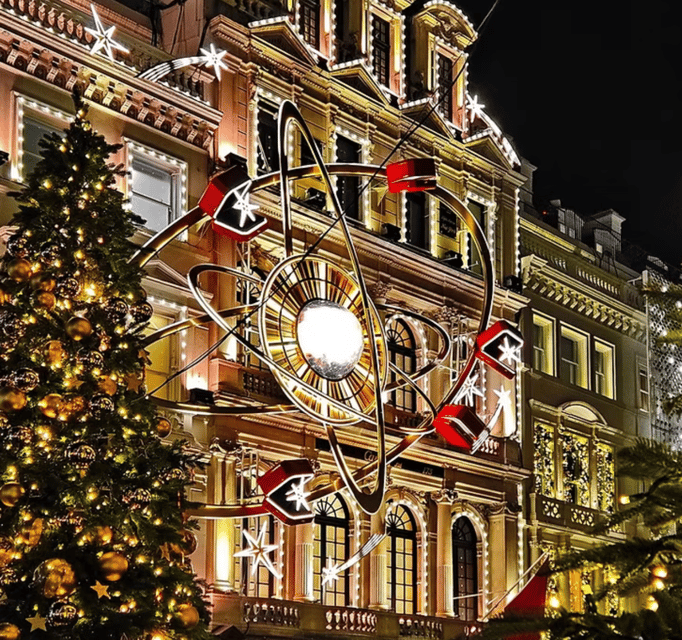 London: Christmas Lights Walking Tour - The Guide and Group Dynamics