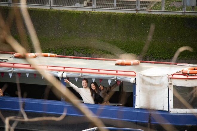 London: Christmas Silent Disco Party Cruise With Drinks - Festive Atmosphere