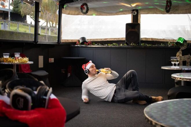 London: Christmas Silent Disco Party Cruise With Drinks - Important Information