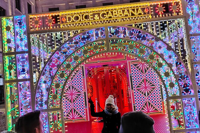 London Christmas Sparkle Private Walking Tour - The Sum Up