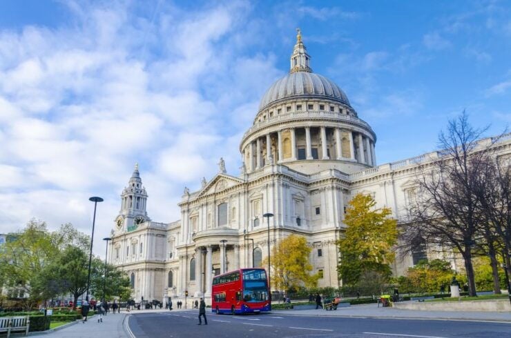 London: Churches and Cathedrals Private Walking Tour - Additional Information About the Churches
