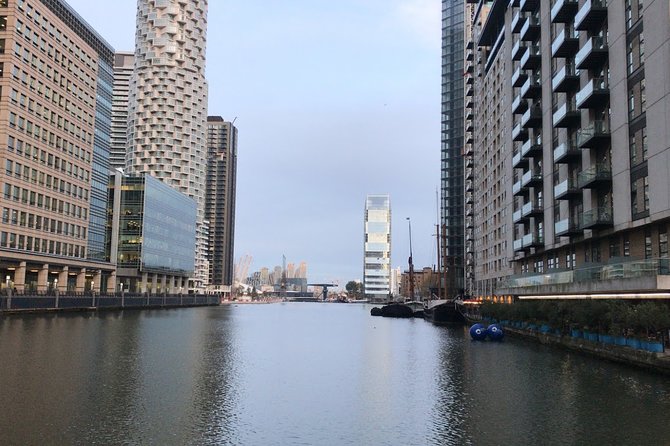 London City Airport Private Transfers To/From London (Postcode SW1 to Sw4) - Duration and Non-refundable Policy