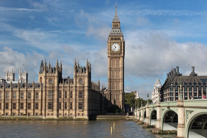 London City Tour Y Crucero Por El Río Con Guía De Habla Hispana - Enjoying a River Cruise Along the Thames