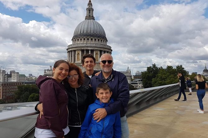 London Classic Sightseeing Private Taxi Tour - Meeting and Pickup