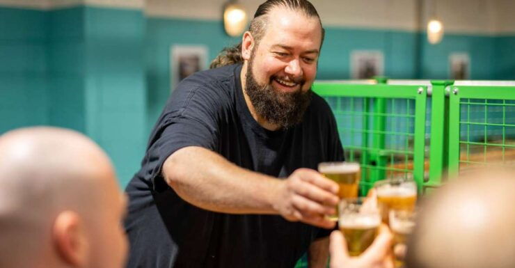 London: Craft Brewery Tour With Tasting of 4 Beers - Experience and Activities